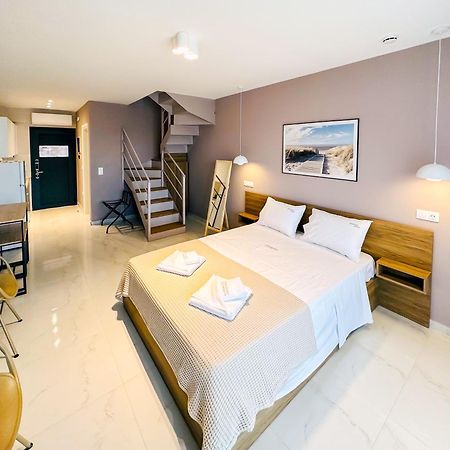 Sithonian Sunset Luxury - Nikiti Cozy Getaways Aparthotel Eksteriør bilde