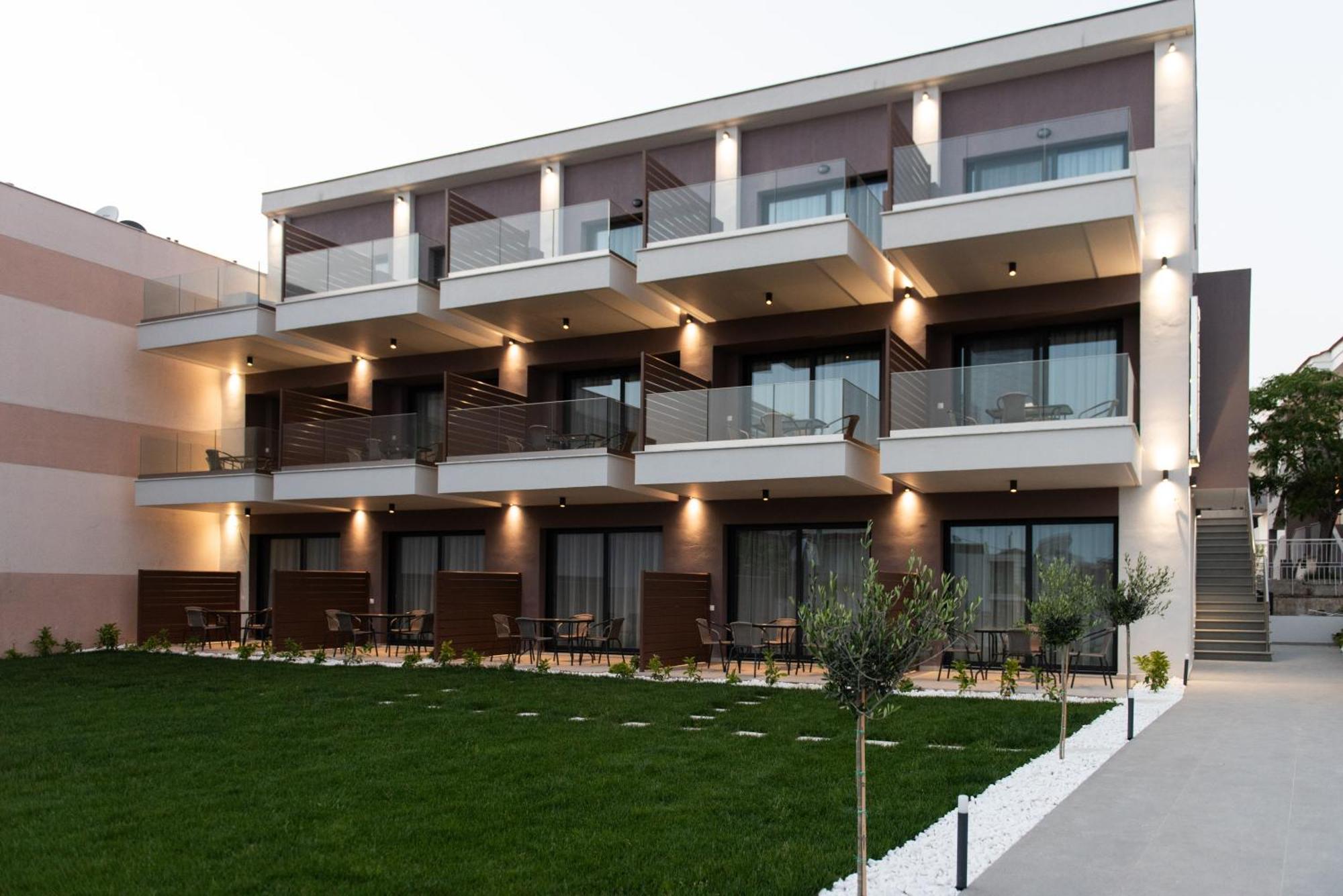 Sithonian Sunset Luxury - Nikiti Cozy Getaways Aparthotel Eksteriør bilde